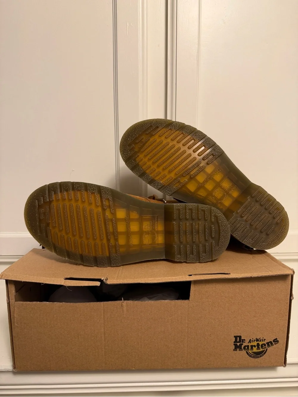 Dr. Martens Desert Brown 1460 Pascal boots Size 6 Men’s: 7 Women’s. NWT box cut